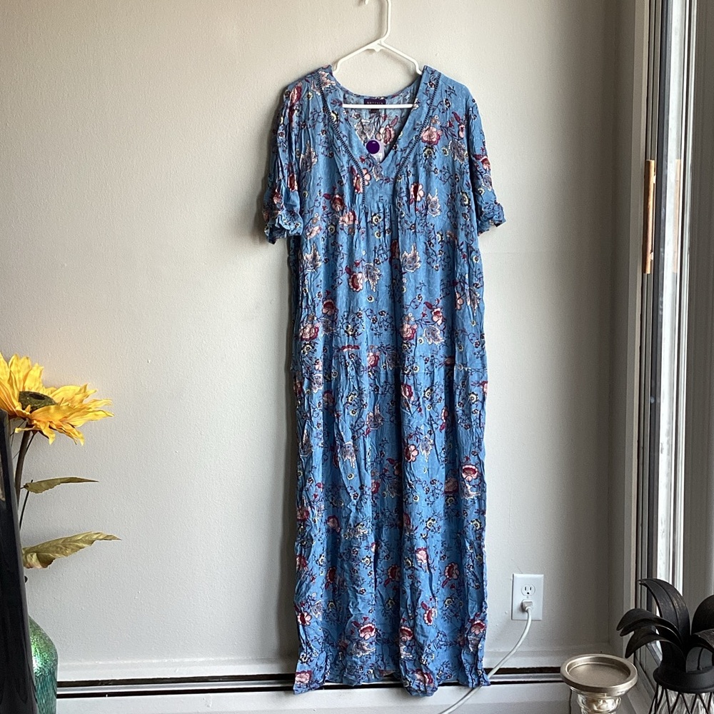 Blue Floral Maxi Dress - Lightweight V-Neck